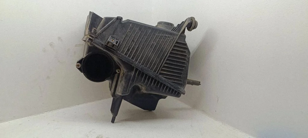 Air filter box 8200808194