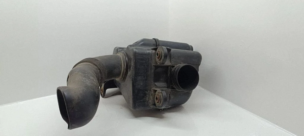 Gaisa filtra korpuss – Volkswagen Passat B6 (2005-2010)