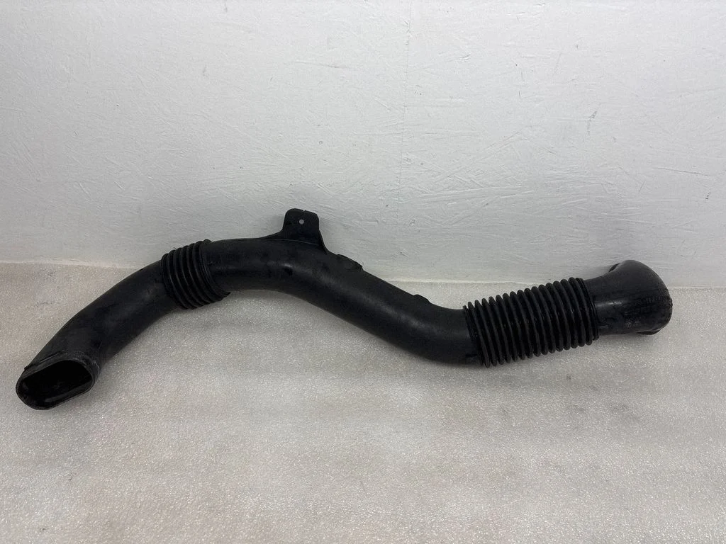 Air intake duct part 9659405180
