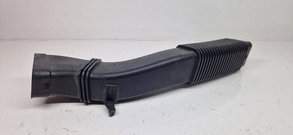 Air intake duct part – BMW 5 Series F10 F11 (2009-2016)