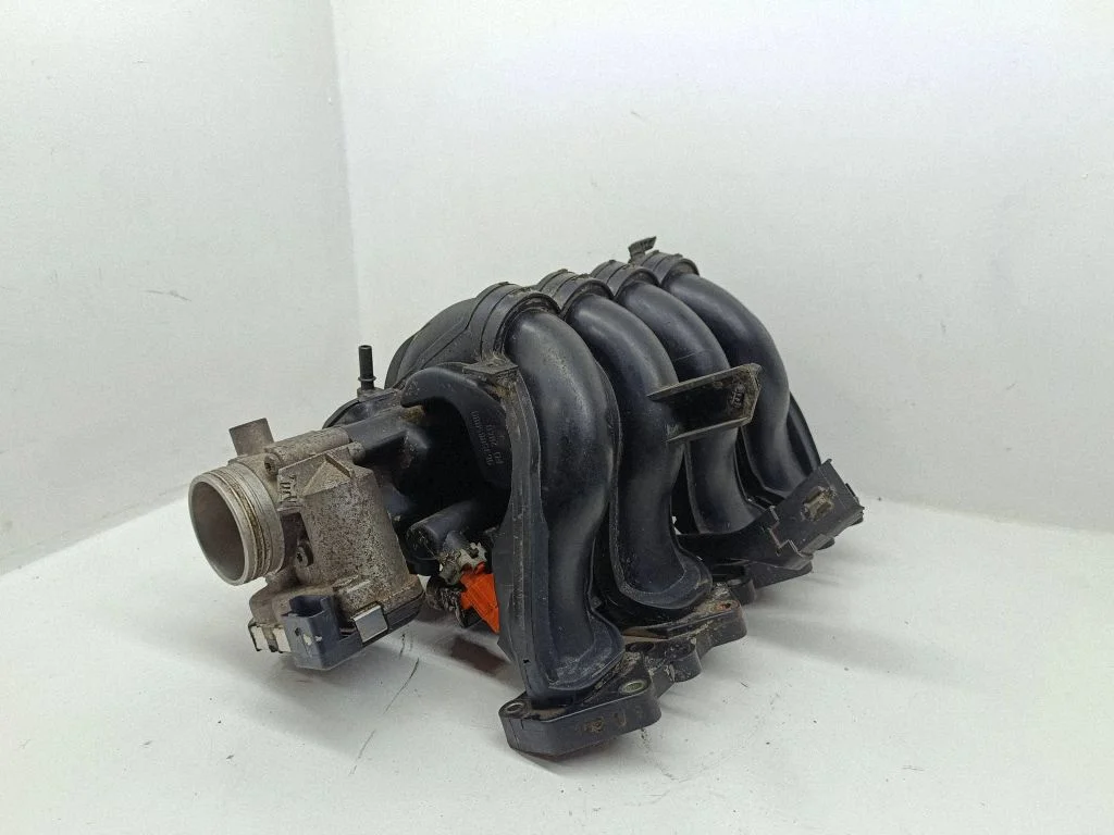 Intake manifold – Peugeot 307 (2001-2005)