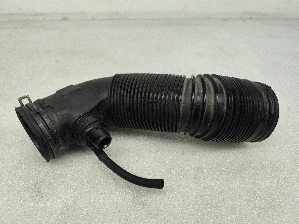 Air intake hose/pipe 1J0129684