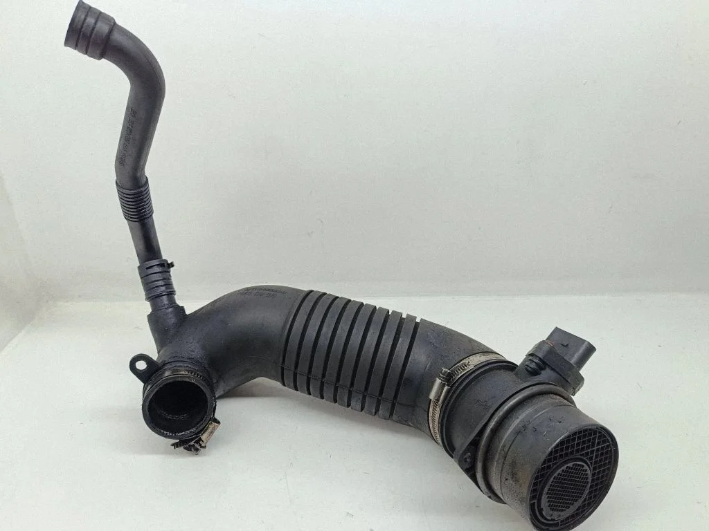 Air intake hose/pipe – Audi A4 S4 B6 8E 8H (2001-2005)