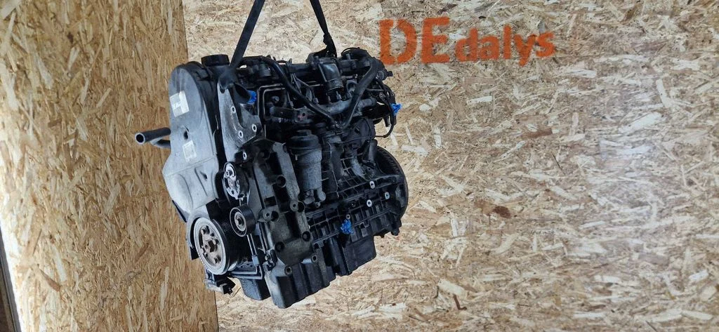Engine D5244T