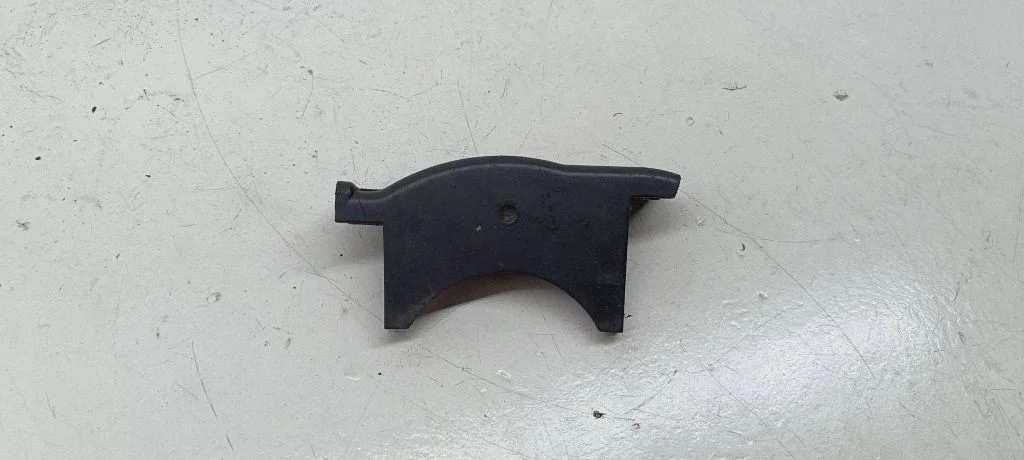 Sadales siksnas aizsargs (vāks) – Audi A4 S4 B6 8E 8H (2001-2005)