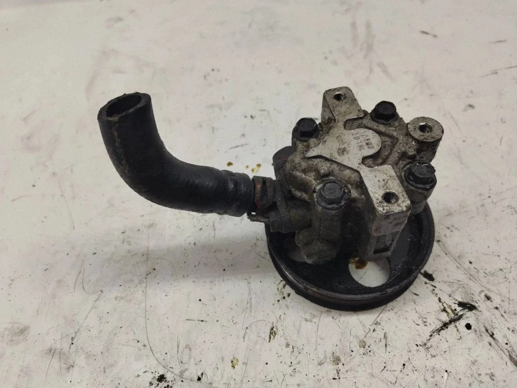 Roolivõimendi pump – Opel Insignia A (2008-2017)