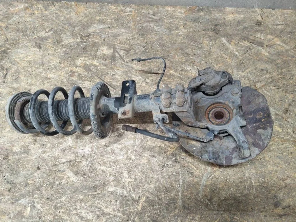Front wheel hub spindle knuckle – Volkswagen Transporter - Caravelle T5 (2003-2015)