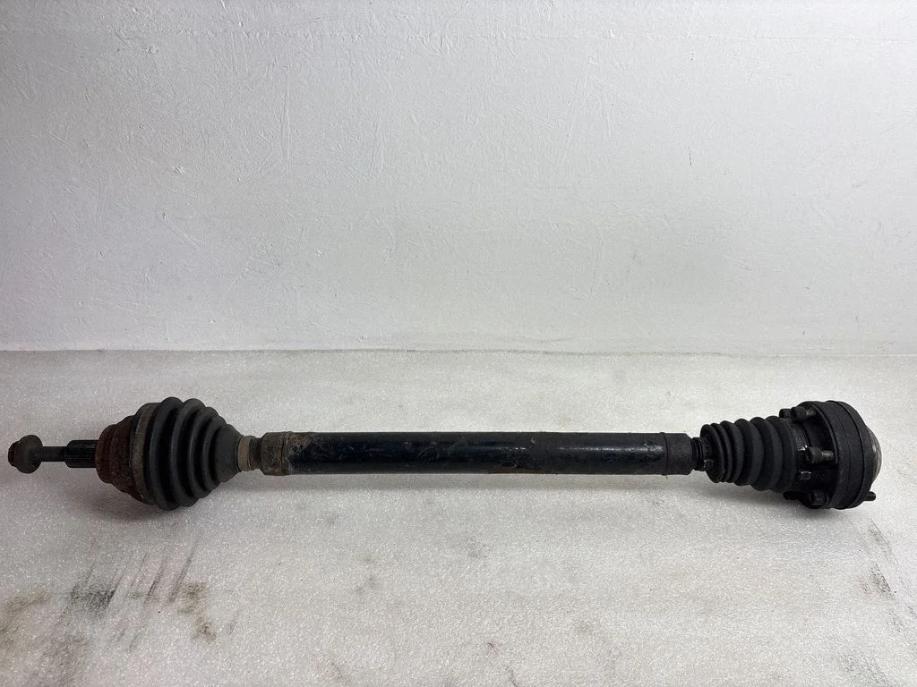Front driveshaft – Volkswagen Passat CC (2008-2016)