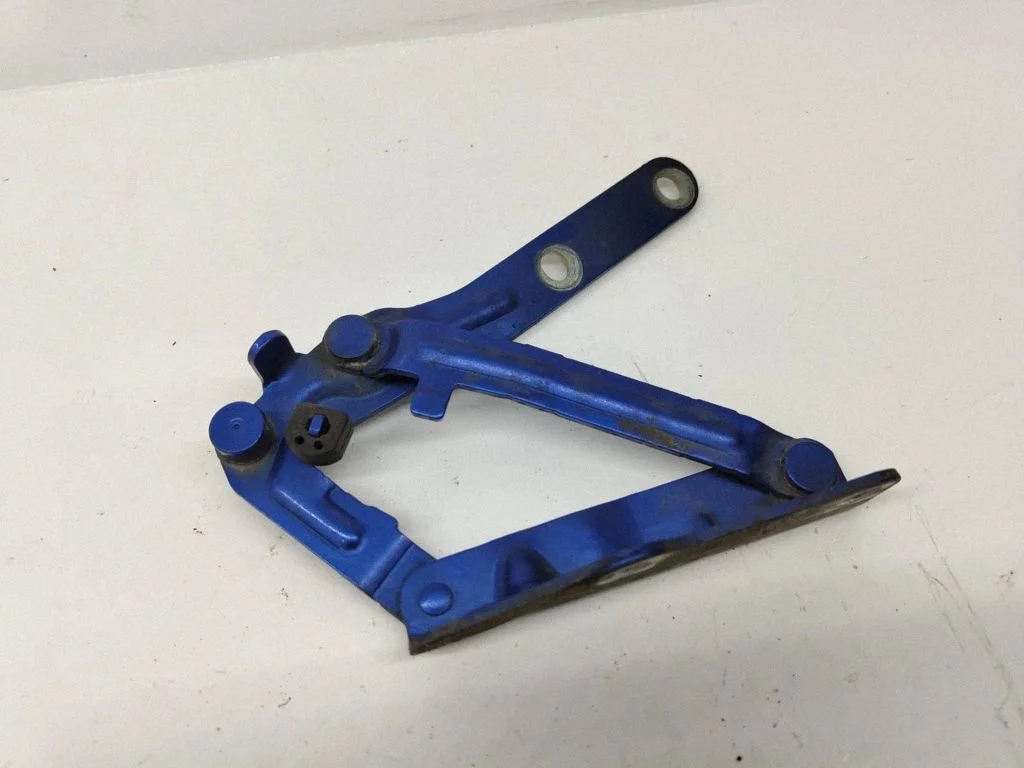 Mootorikapoti hinged – Volkswagen Transporter - Caravelle T5 (2003-2015)