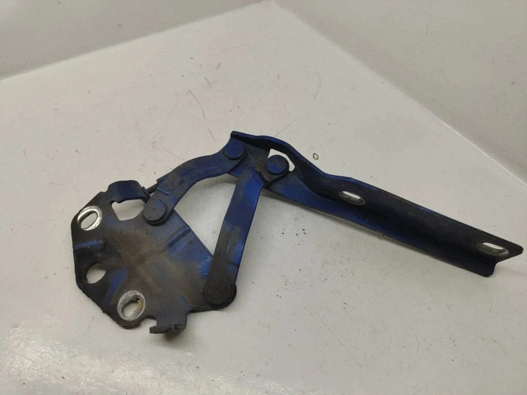 Mootorikapoti hinged – Volkswagen Passat B6 (2005-2010)