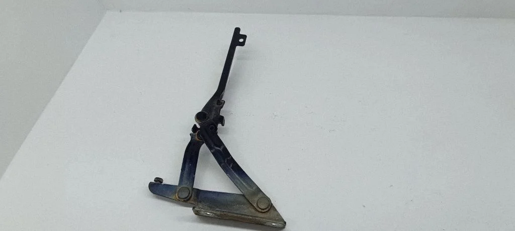 Mootorikapoti hinged – Volkswagen Jetta V (2005-2010)