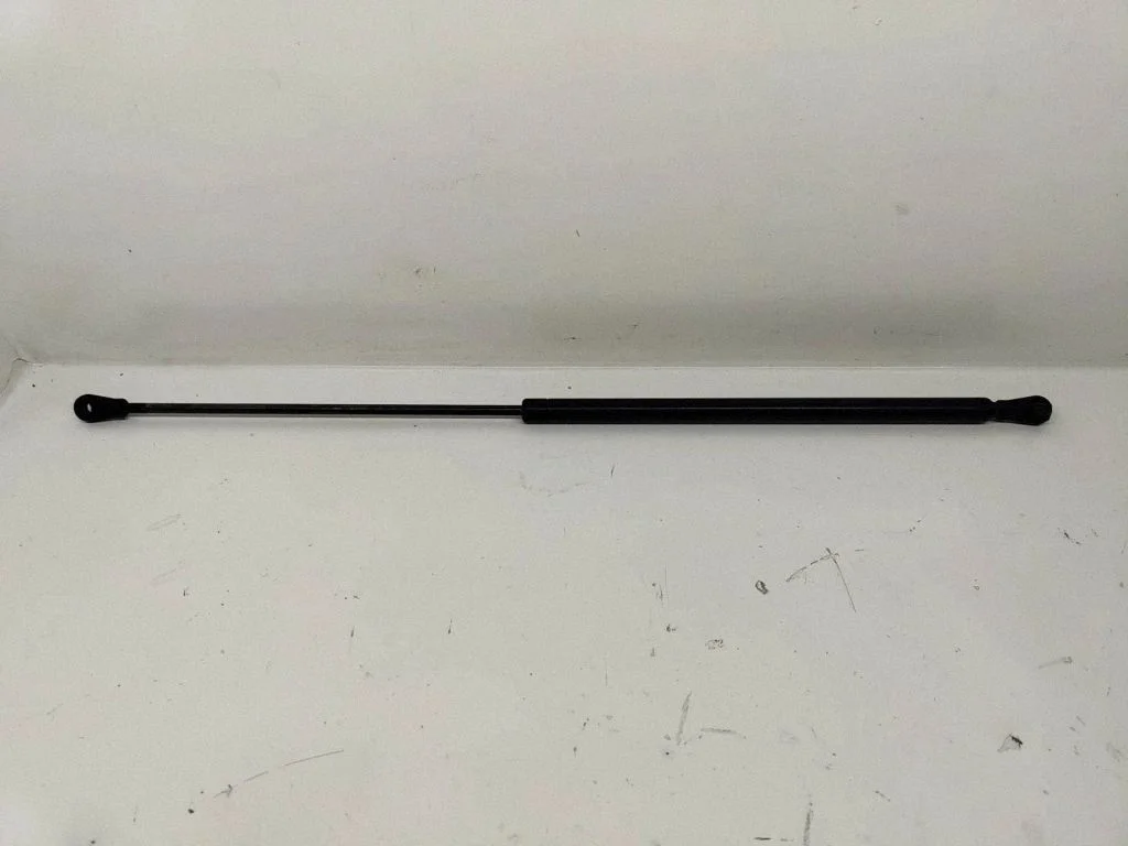 Front bonnet/hood damper/strut – Audi A4 S4 B5 8D (1999-2000)