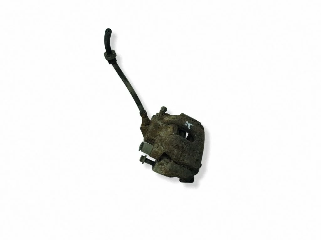 Rear brake caliper – rear left