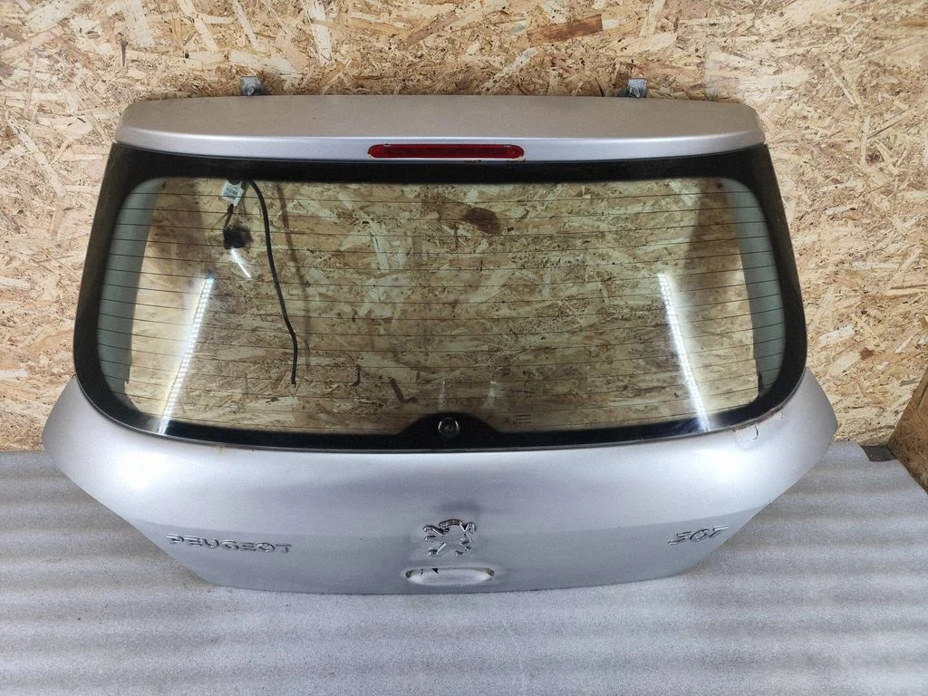 Tailgate/trunk/boot lid