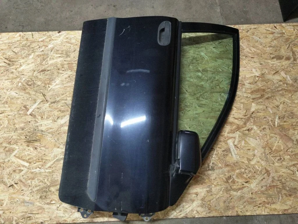 Front door – Volvo S40, V40 (1995-2004)