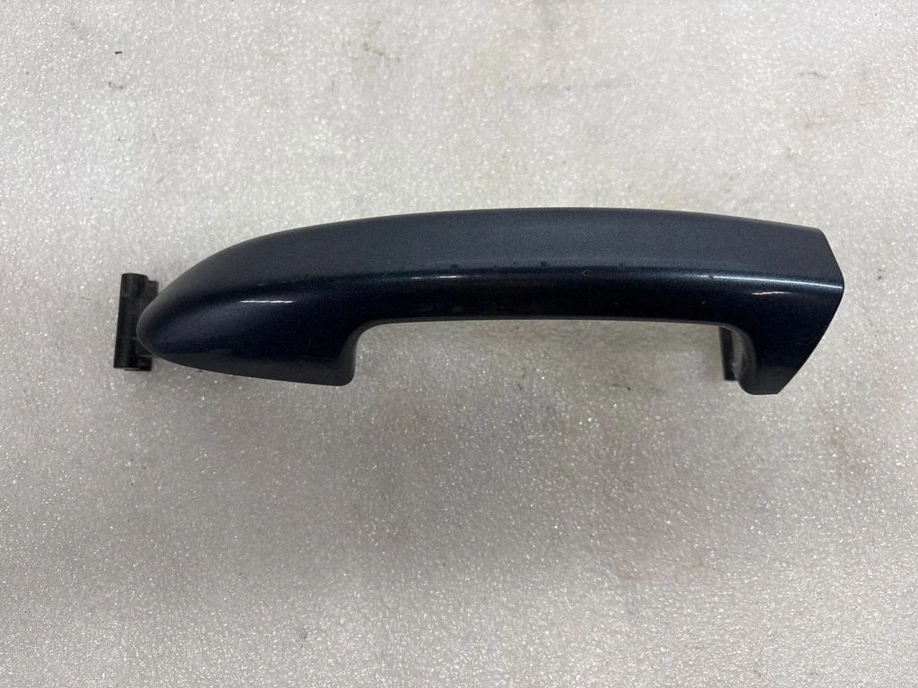 Ārējais atvēršanas rokturis – Volkswagen Passat B6 (2005-2010)