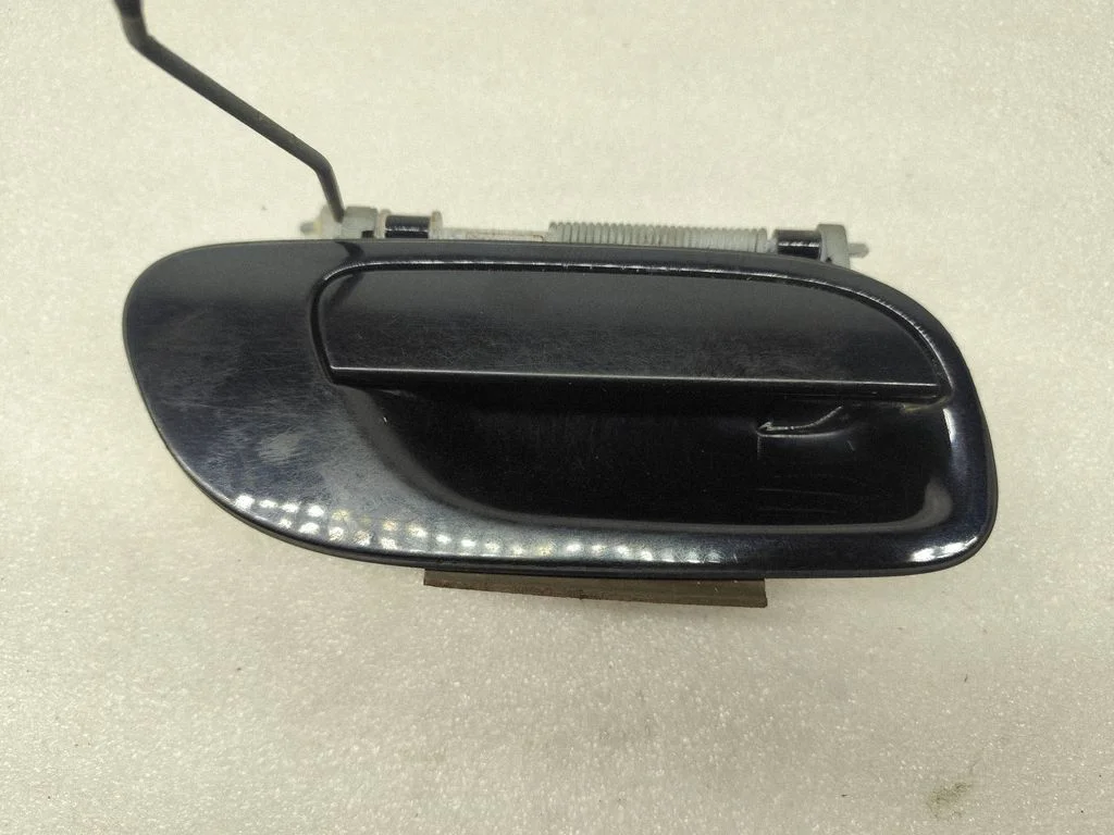 Front door exterior handle – Volvo XC70 (2005-2007)