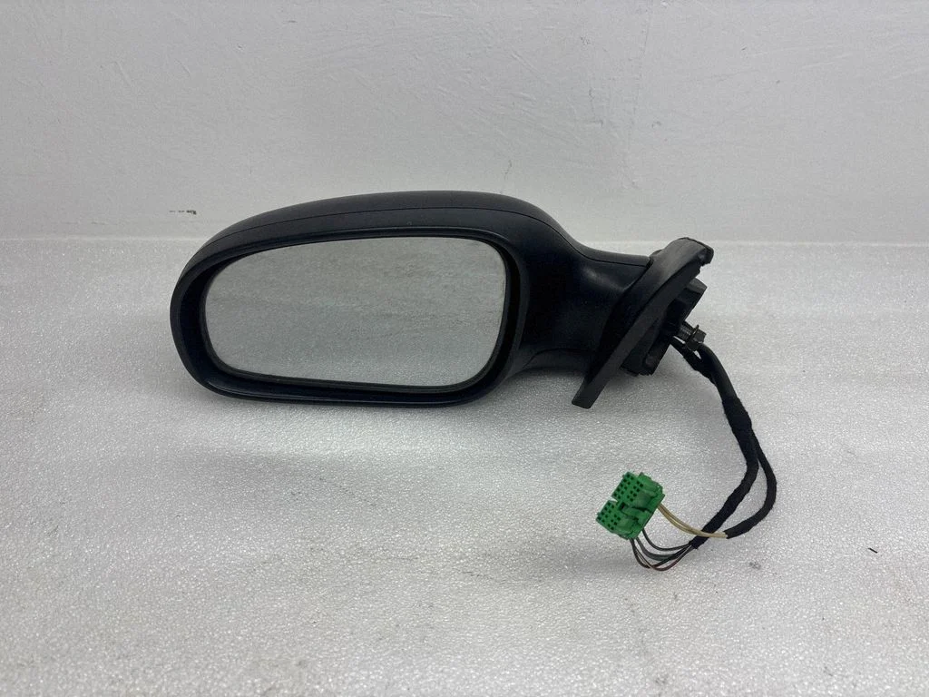 Esiukse elektriline välispeegel E11015463