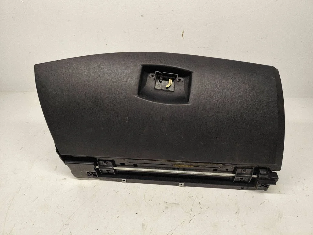 Glove box 7034080