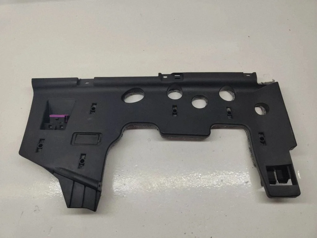 Dashboard lower bottom trim panel – Volkswagen Passat B6 (2005-2010)