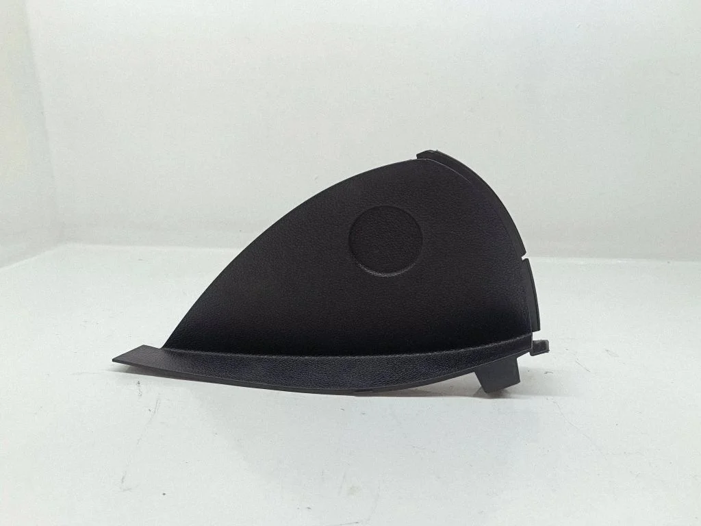 Dashboard side end trim – BMW 1 Series E81 E87 (2004-2011)