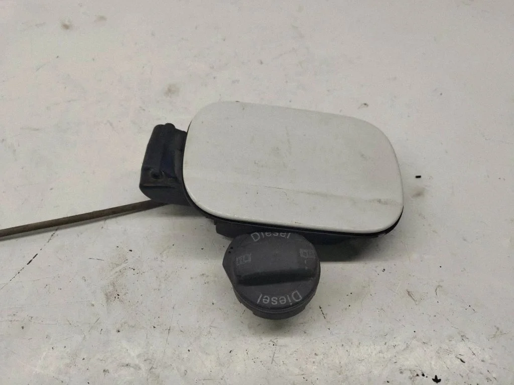 Degvielas tvertnes vāciņš – Volkswagen Golf Plus (2005-2013)