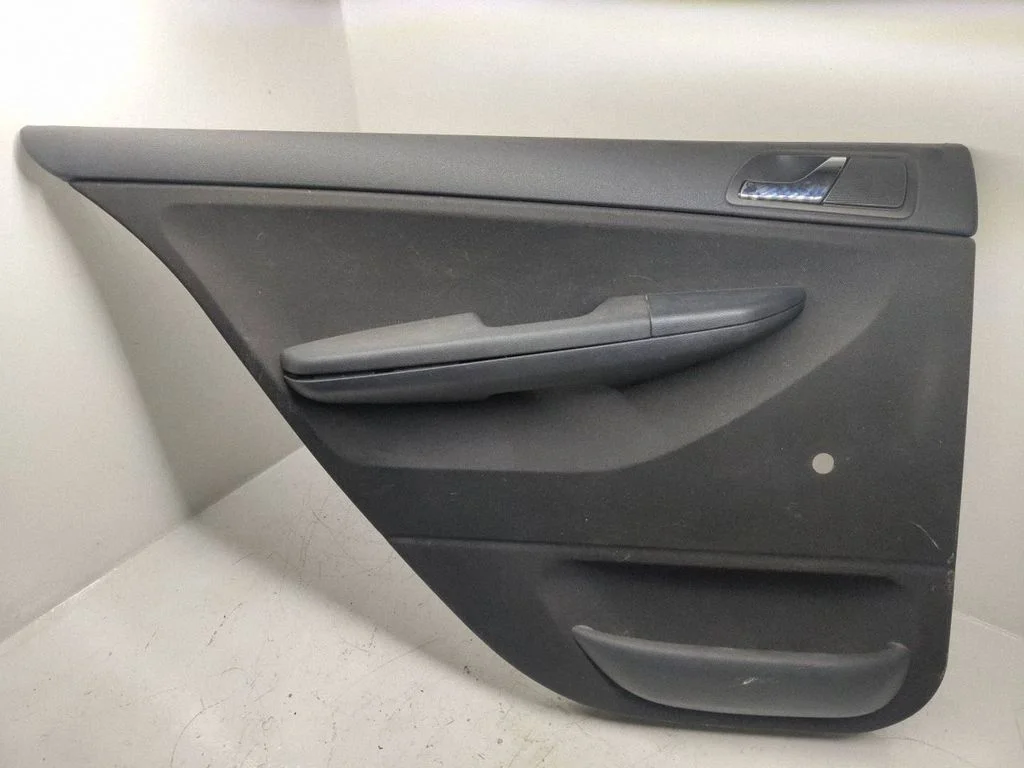 Tagumiste uste sisevooder – Skoda Fabia Mk1 (6Y) (1999-2007)