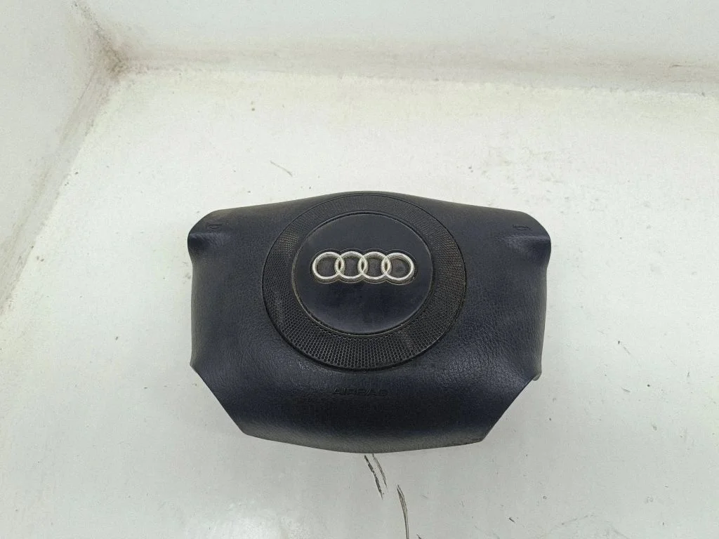 Stūres drošības spilvens – Audi A4 S4 B5 8D (1994-1999)