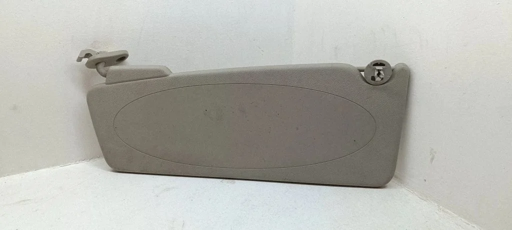 Sun visor