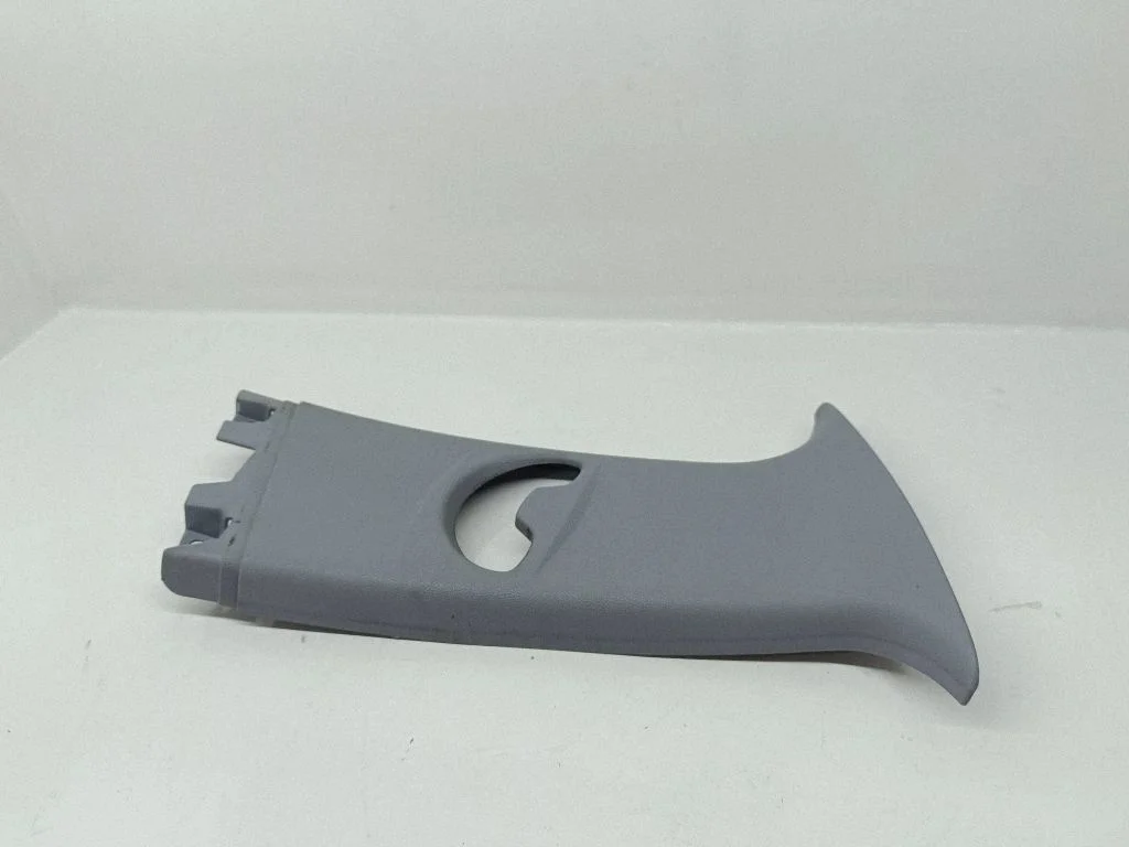 (B) pillar trim (top) – BMW 1 Series E81 E87 (2004-2011)