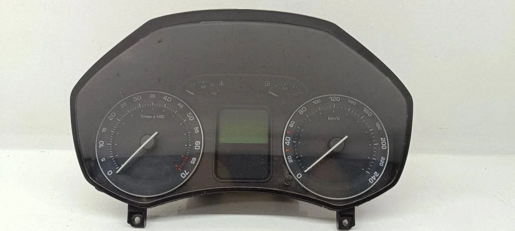Speedometer (instrument cluster) 1Z0920800B