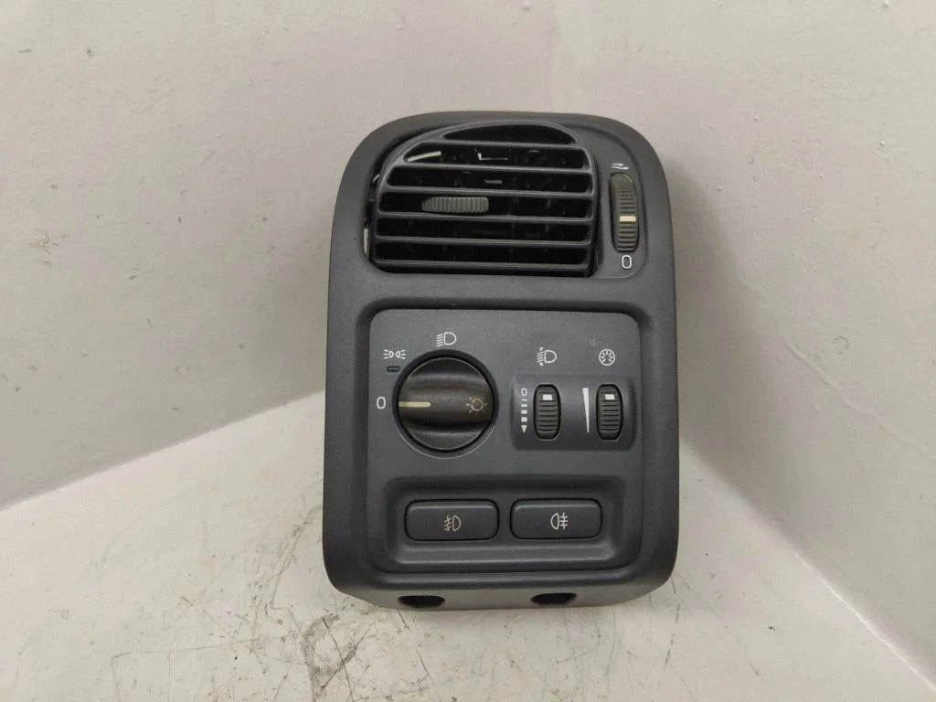 Light switch – Volvo S40, V40 (1995-2004)