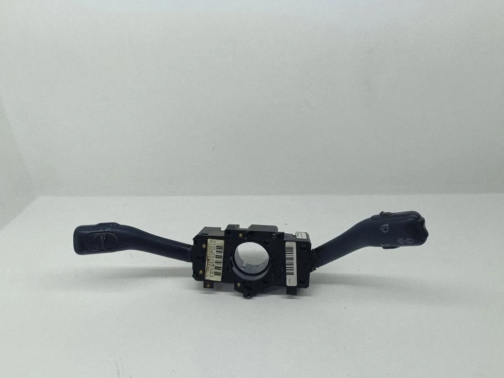 Wiper turn signal indicator stalk/switch – Volkswagen Passat B5.5 (2001-2005)