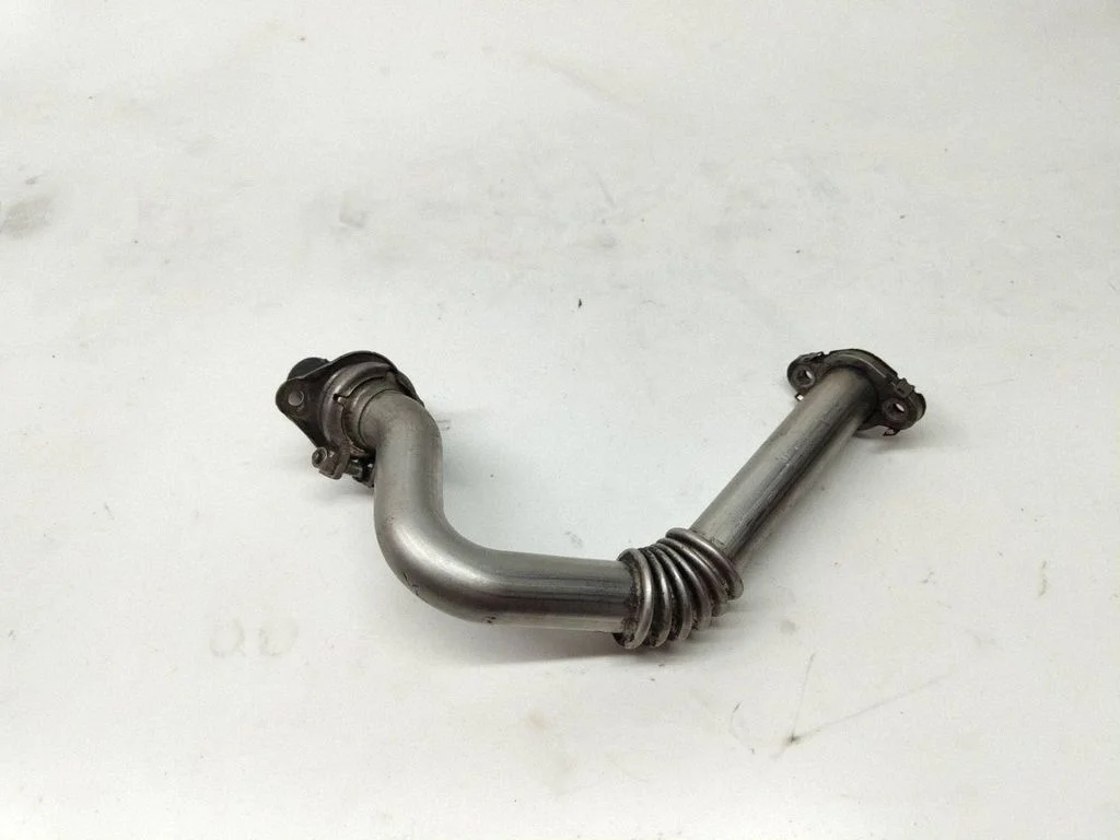 EGR caurule (-es)/ šļūtene (-es) – Volkswagen Touareg I (2002-2010)