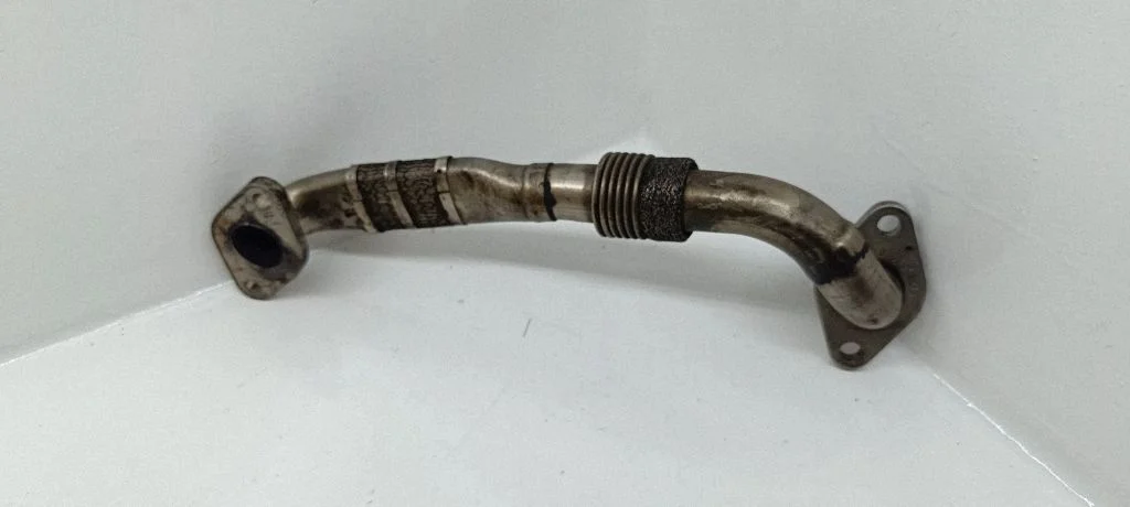 EGR valve line/pipe/hose 03G131521F