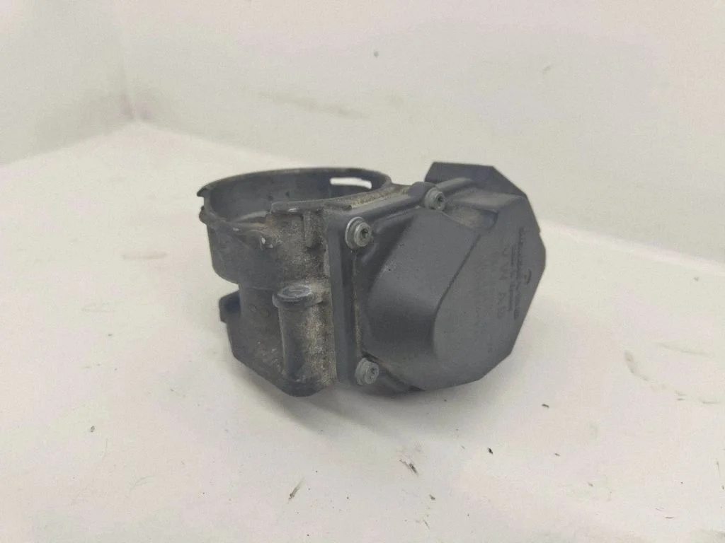 Throttle valve – Volkswagen Passat B6 (2005-2010)