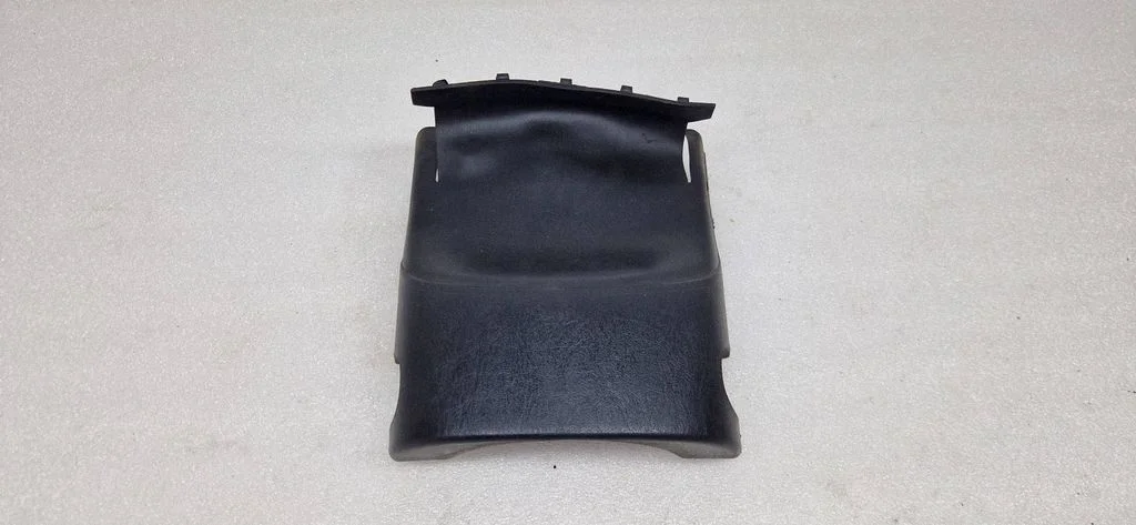 Steering wheel column trim – Ford Focus (1998-2004)