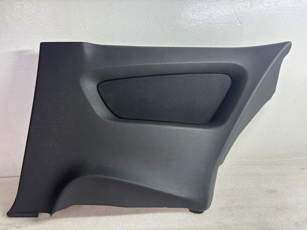 Other interior part – rear right
