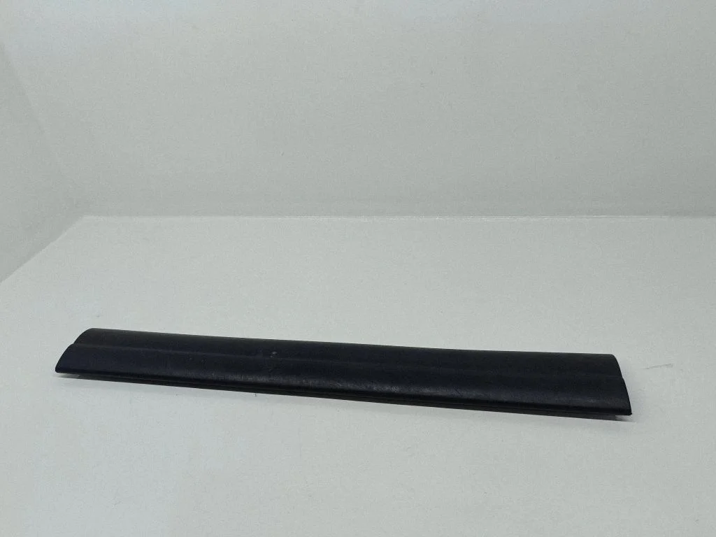 Cita salona detaļa – BMW 1. sērija E81 E87 (2004-2011)