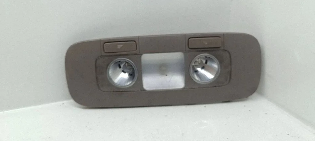 Other interior part – Volkswagen Passat B6 (2005-2010)