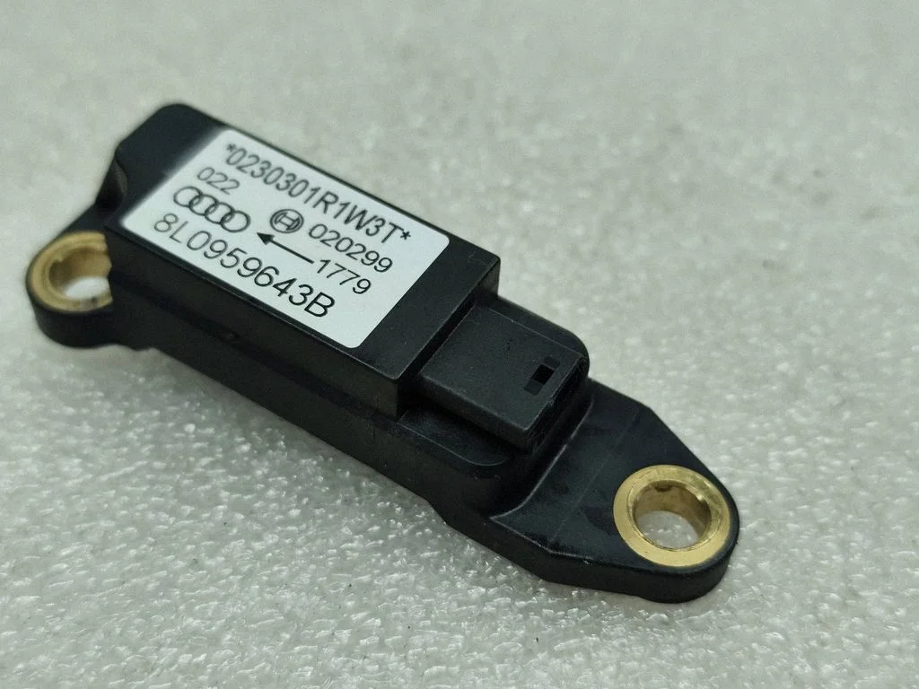 Drošības spilvenu trieciena sensors – Audi A3 S3 8L (1996-2003)