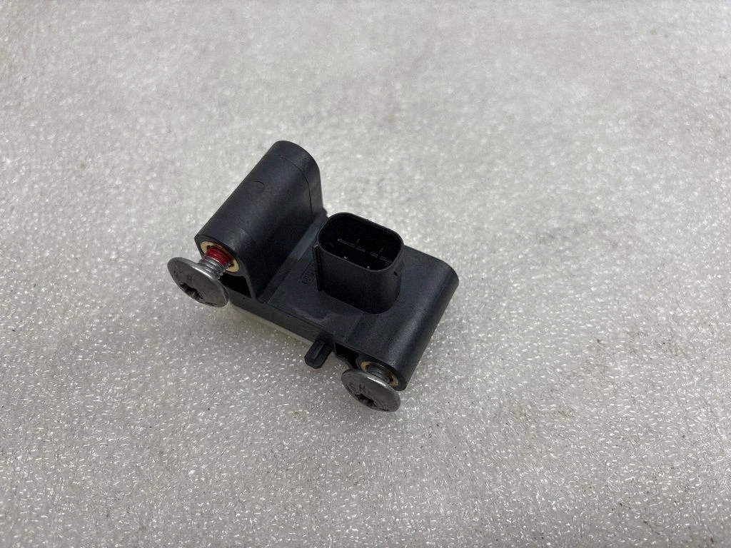 Turvapadja löögiandur 6911003