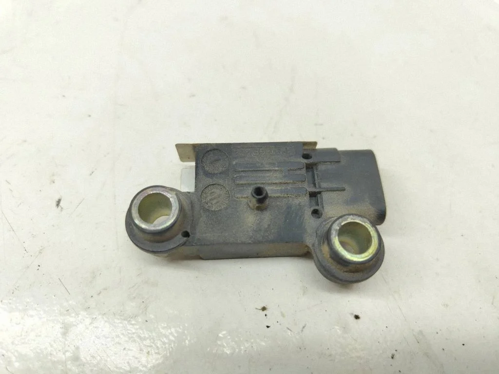 Drošības spilvenu trieciena sensors – Volvo S40, V40 (1995-2004)