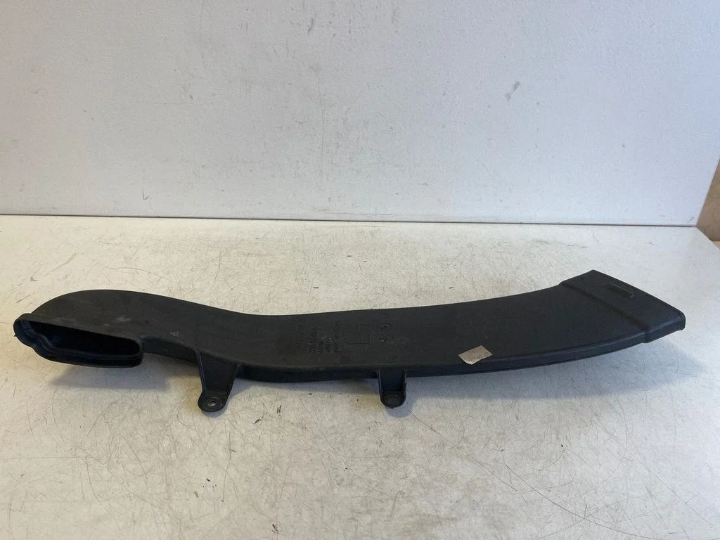 Cabin air duct channel – Volvo V60 (2018-)