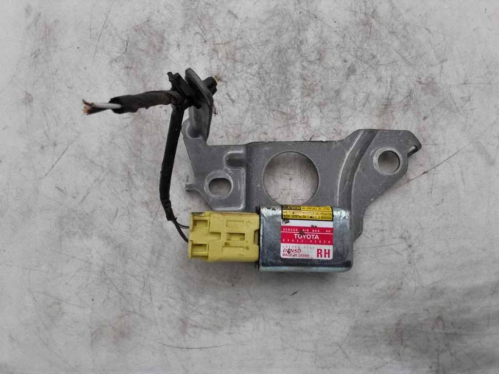 Airbag deployment crash/impact sensor 8983342020