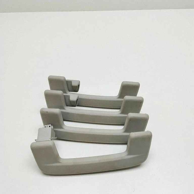A set of handles for the ceiling – Volkswagen Golf VIII (2019-)