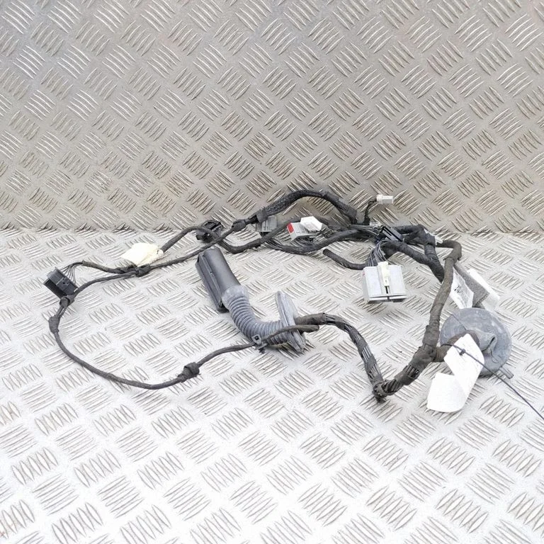 Rear door wiring loom GK6214633FC