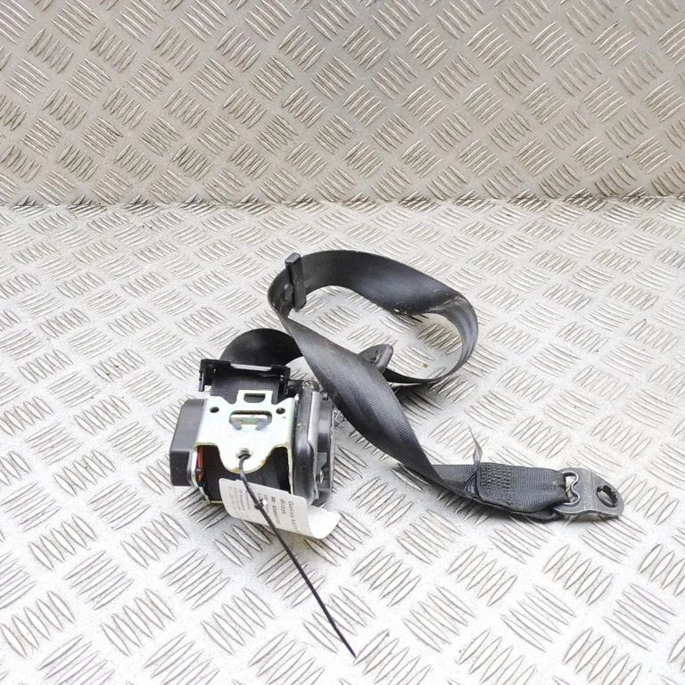 Rear seatbelt CPLA611B68CF8PVJ