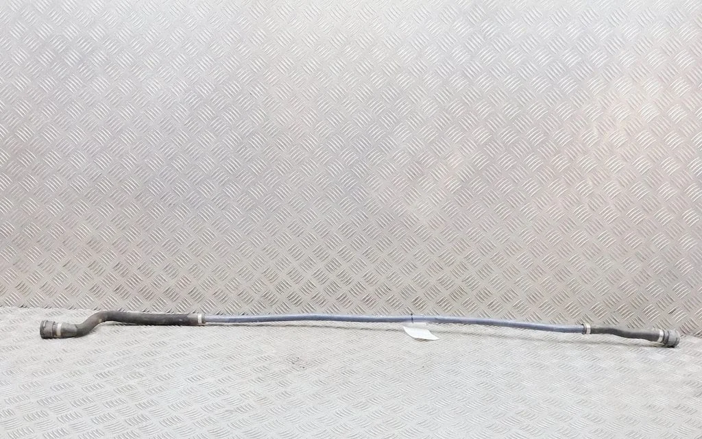 Mootori jahutusvedeliku toru / voolik 5WA819930B