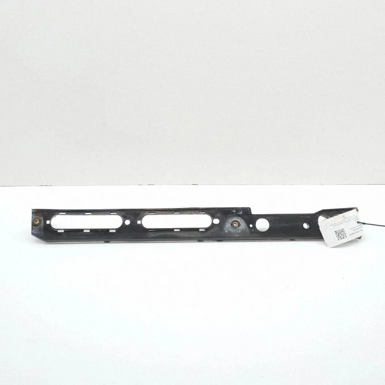Fender mounting bracket CPLA16151AC